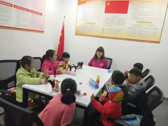 七彩公益|走进春天，放飞快乐公益活动